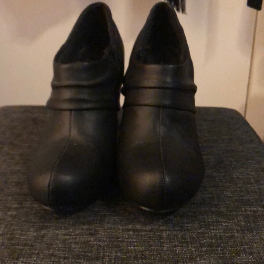 Ankle booties Madden Girl